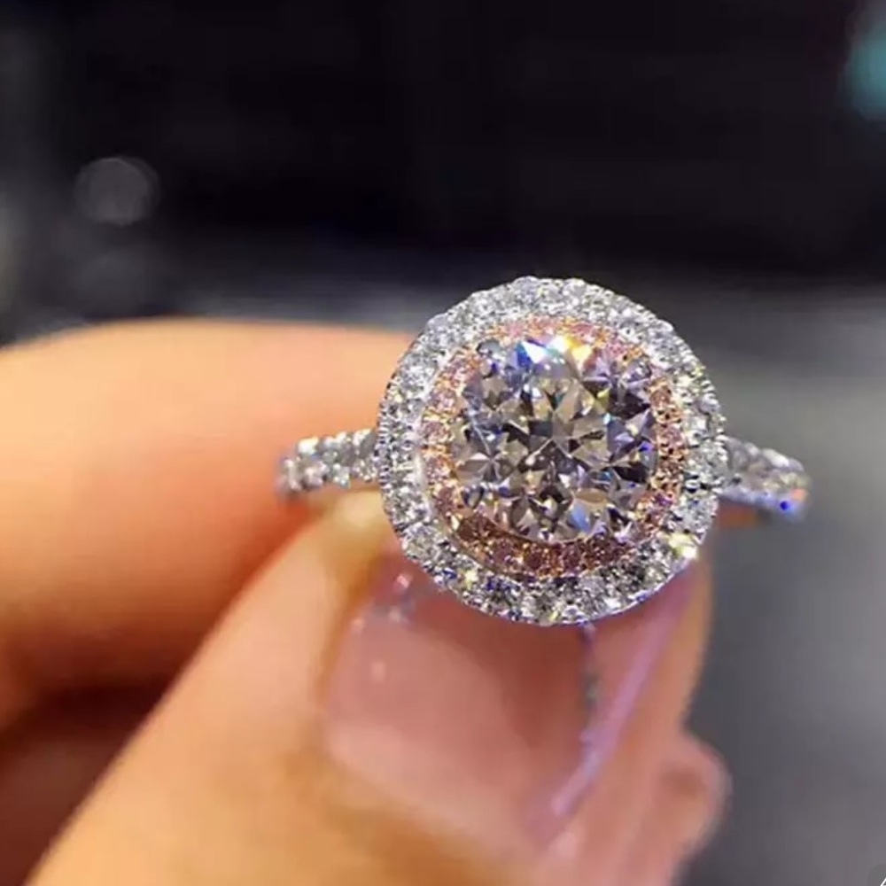 S925 Ring with Fine Crystals Size 7